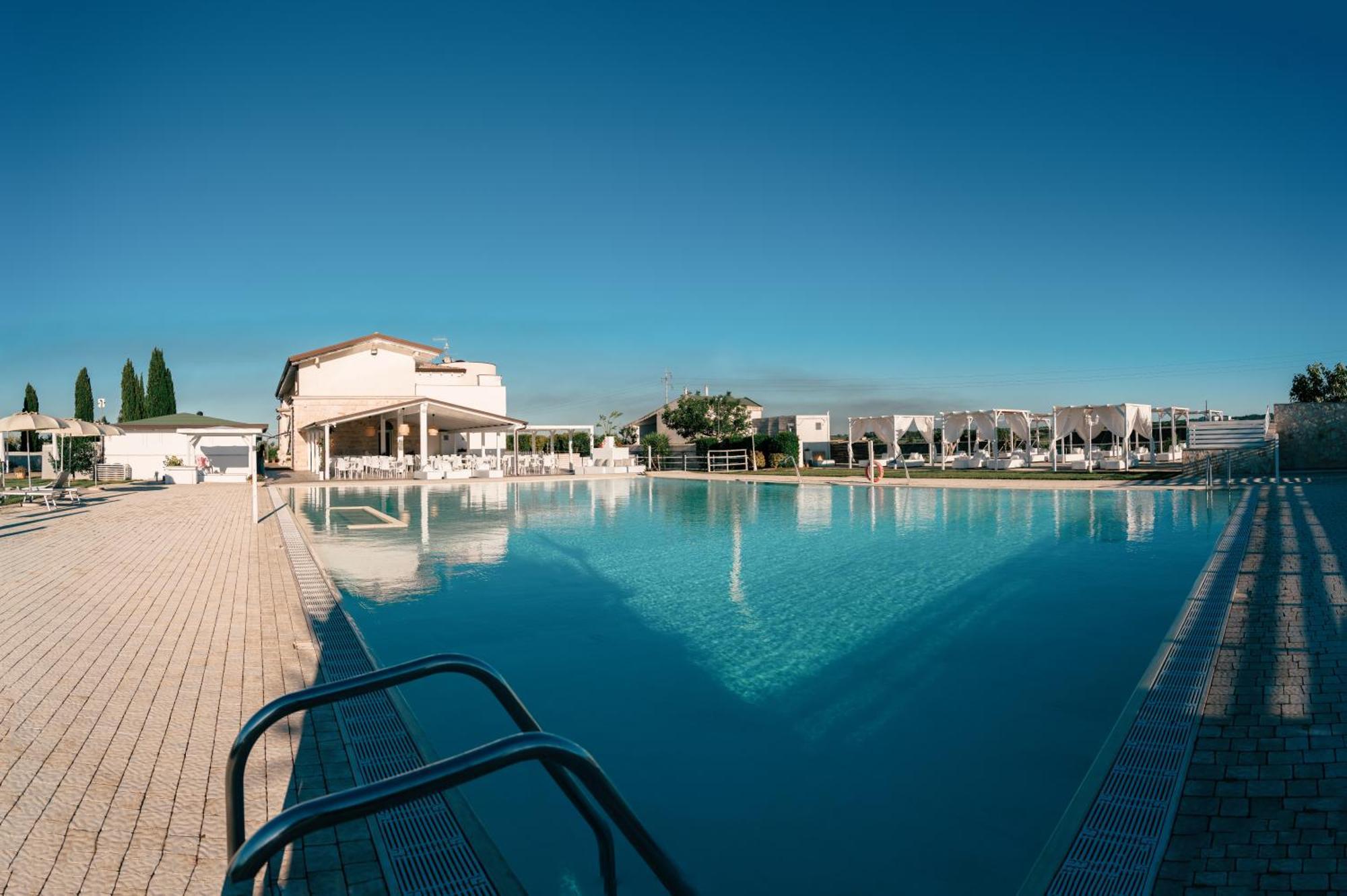 Bed and Breakfast Zyra Garden Club Acquaviva delle Fonti Exterior foto